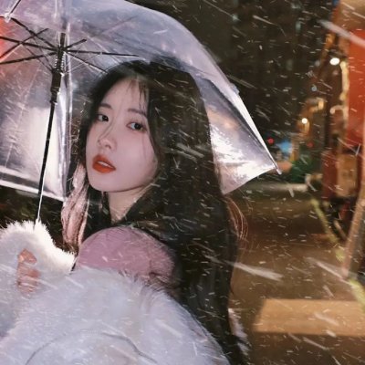 黄阿丽:小眼镜蛇